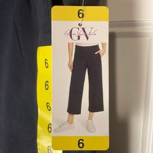 NWT Gloria Vanderbilt pull on wide leg crop navy pants size 6